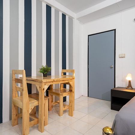 Black Pantera Hostel Patong المظهر الخارجي الصورة