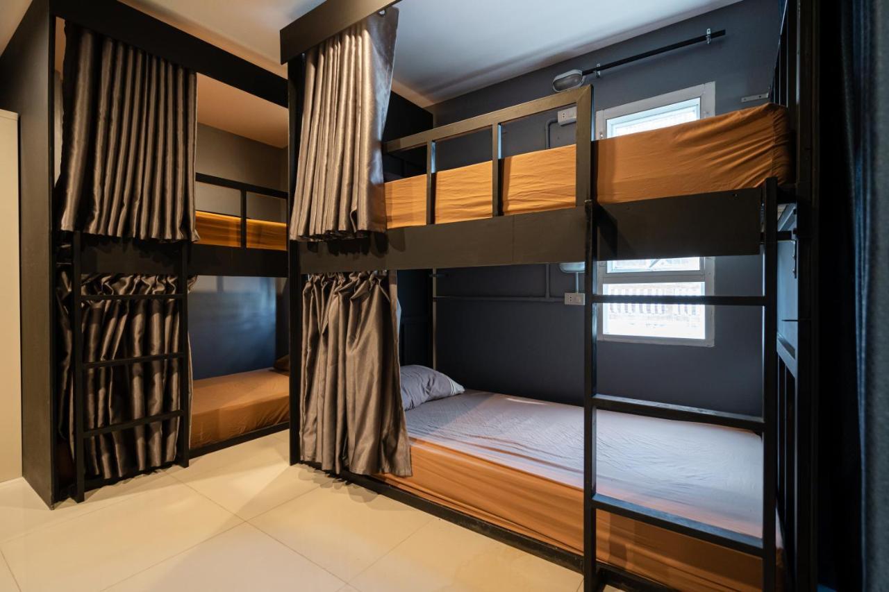 Black Pantera Hostel Patong المظهر الخارجي الصورة