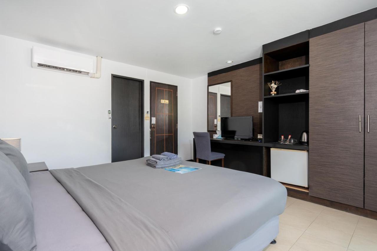 Black Pantera Hostel Patong المظهر الخارجي الصورة