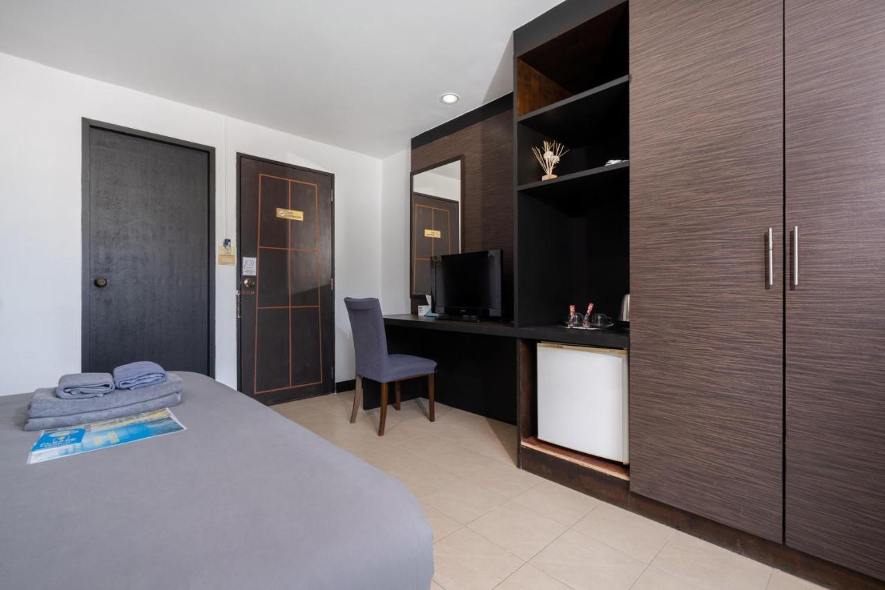 Black Pantera Hostel Patong المظهر الخارجي الصورة